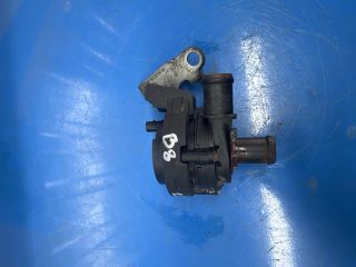 bontott VW PASSAT B8 Vízpumpa