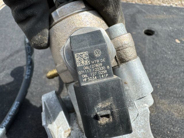 bontott VW PASSAT B8 Nagynyomású Szivattyú