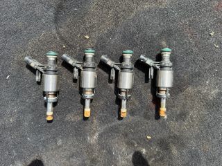 bontott VW PASSAT B8 Porlasztó Sor / Híd