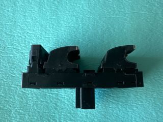 bontott VW PASSAT B8 Ablakemelő Kapcsoló Négyes / Kettes