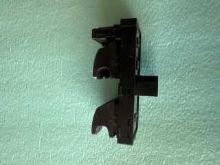 bontott VW PASSAT B8 Ablakemelő Kapcsoló Négyes / Kettes