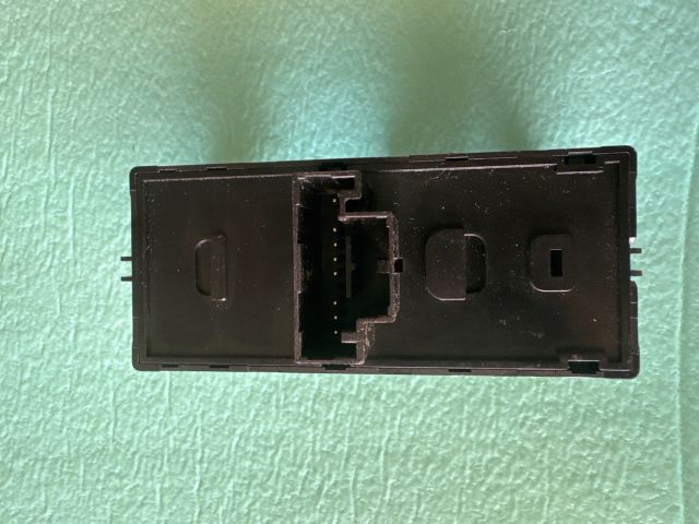 bontott VW PASSAT B8 Ablakemelő Kapcsoló Négyes / Kettes