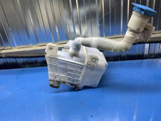 bontott VW PASSAT B8 Ablakmosó Tartály