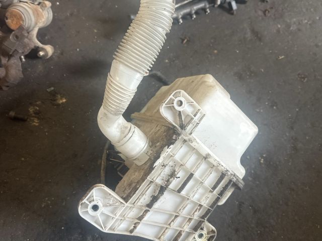 bontott VW PASSAT B8 Ablakmosó Tartály