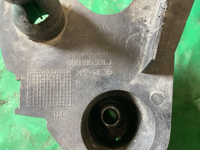 bontott VW PASSAT B8 Akkumulátor Tartó