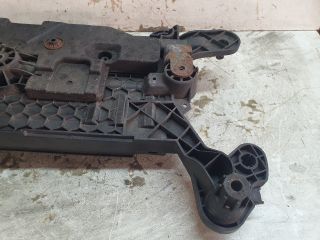 bontott VW PASSAT B8 Akkumulátor Tartó