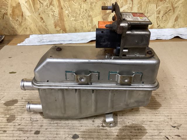 bontott VW PASSAT B8 Állófűtés (Részeivel)