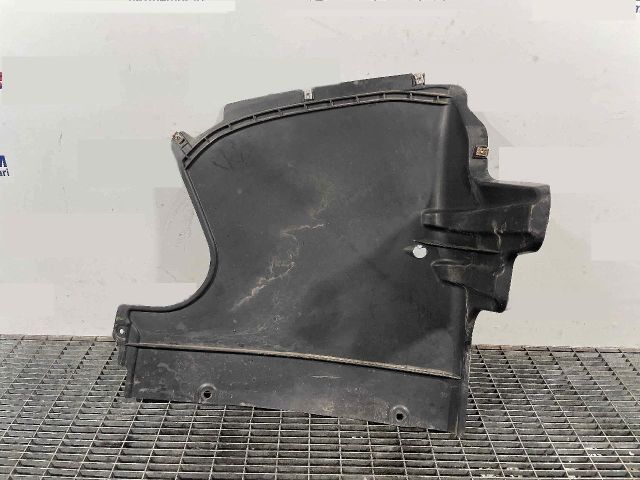 bontott VW PASSAT B8 Alsó Motorburkolat