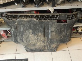 bontott VW PASSAT B8 Alsó Motorburkolat