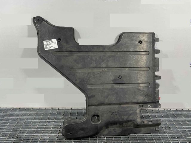 bontott VW PASSAT B8 Alsó Motorburkolat