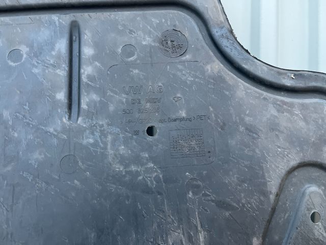 bontott VW PASSAT B8 Alsó Motorburkolat