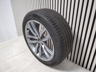 bontott VW PASSAT B8 Alufelni Gumival (1 db)