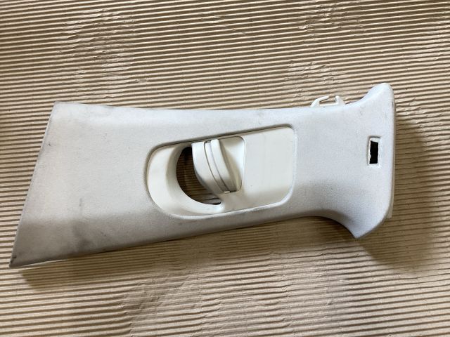 bontott VW PASSAT B8 Bal B Oszlop Burkolat