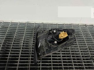 bontott VW PASSAT B8 Bal Belső Hátsó Lámpa