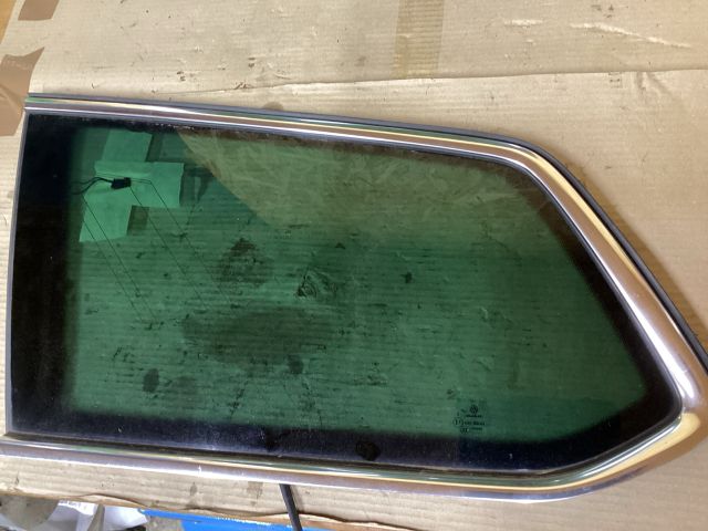 bontott VW PASSAT B8 Bal C Oszlop Oldalablak Üveg