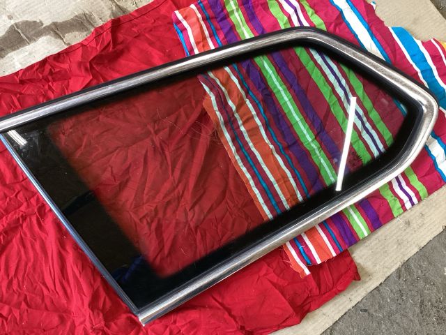 bontott VW PASSAT B8 Bal C Oszlop Oldalablak Üveg