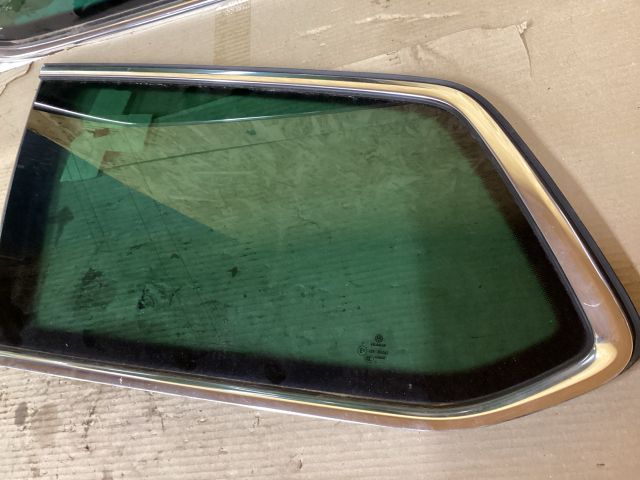 bontott VW PASSAT B8 Bal C Oszlop Oldalablak Üveg