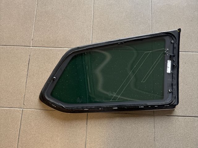 bontott VW PASSAT B8 Bal C Oszlop Oldalablak Üveg