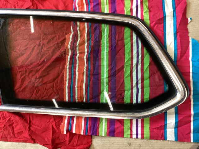 bontott VW PASSAT B8 Bal C Oszlop Oldalablak Üveg