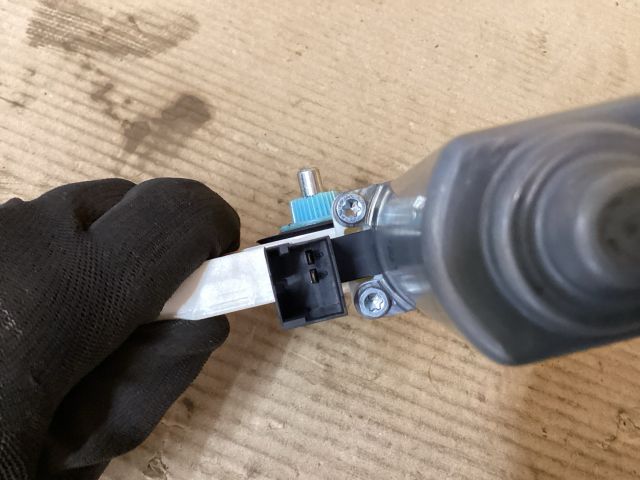 bontott VW PASSAT B8 Bal első Ablakemelő Motor