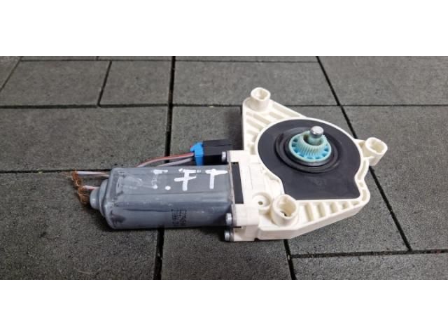 bontott VW PASSAT B8 Bal első Ablakemelő Motor