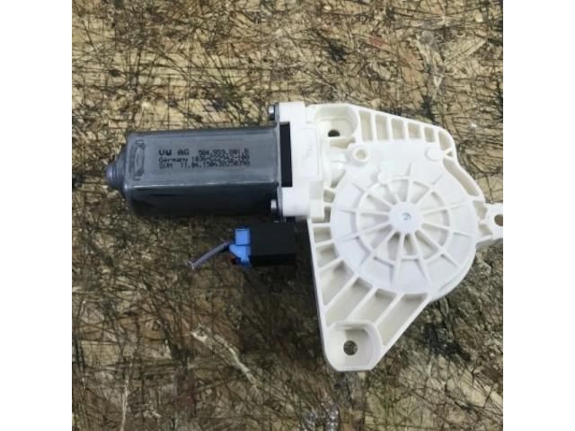 bontott VW PASSAT B8 Bal első Ablakemelő Motor