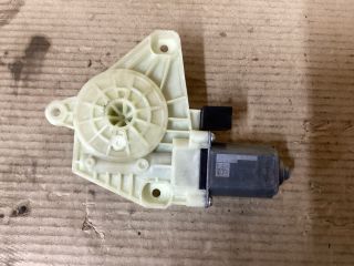 bontott VW PASSAT B8 Bal első Ablakemelő Motor