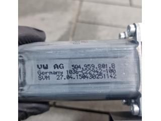 bontott VW PASSAT B8 Bal első Ablakemelő Motor