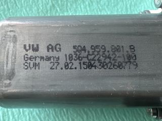 bontott VW PASSAT B8 Bal első Ablakemelő Motor