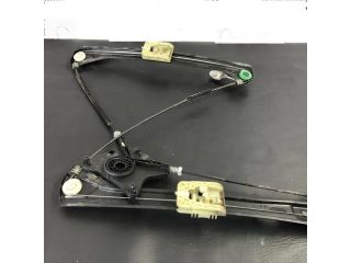 bontott VW PASSAT B8 Bal első Ablakemelő Szerkezet (Elektromos)