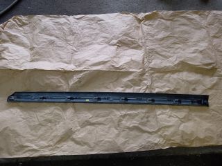 bontott VW PASSAT B8 Bal első Ajtó Díszléc