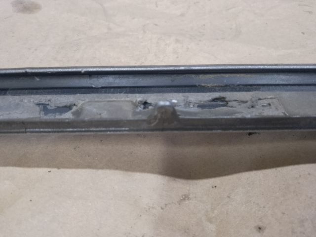 bontott VW PASSAT B8 Bal első Ajtó Díszléc