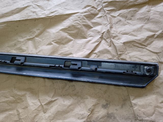 bontott VW PASSAT B8 Bal első Ajtó Díszléc