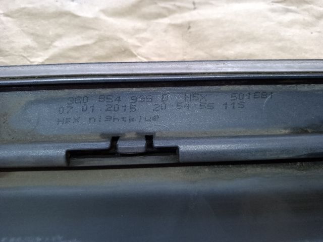 bontott VW PASSAT B8 Bal első Ajtó Díszléc