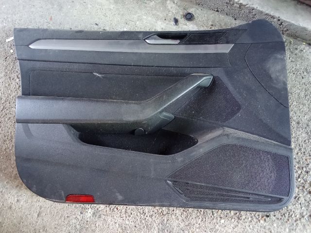 bontott VW PASSAT B8 Bal első Ajtó Kárpit