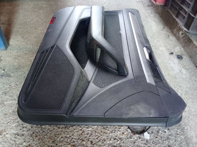 bontott VW PASSAT B8 Bal első Ajtó Kárpit