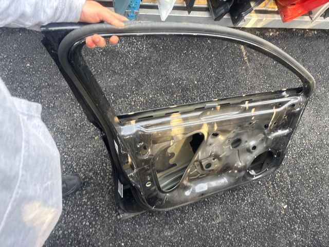 bontott VW PASSAT B8 Bal első Ajtó (Üres lemez)