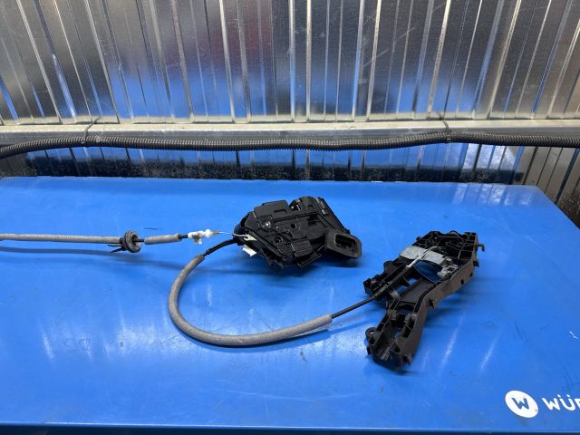 bontott VW PASSAT B8 Bal első Ajtózár