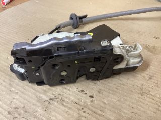 bontott VW PASSAT B8 Bal első Ajtózár