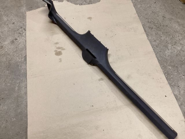 bontott VW PASSAT B8 Bal első Belső Küszöb Burkolat