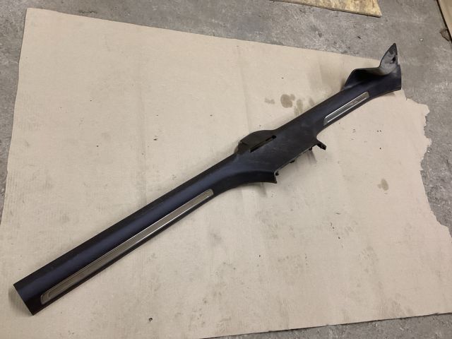 bontott VW PASSAT B8 Bal első Belső Küszöb Burkolat