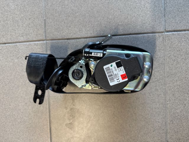 bontott VW PASSAT B8 Bal első Biztonsági Öv