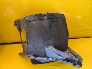 bontott VW PASSAT B8 Bal első Dobbetét (Kerékjárati, Műanyag)