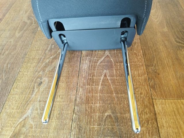 bontott VW PASSAT B8 Bal első Fejtámla