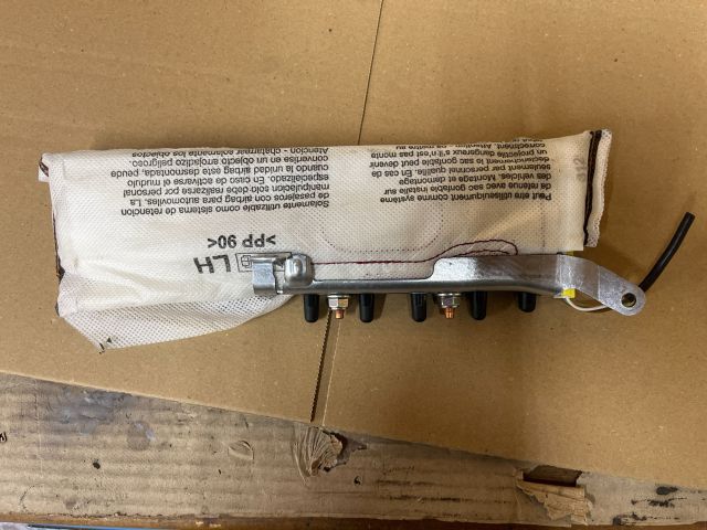 bontott VW PASSAT B8 Bal első Függöny Légzsák