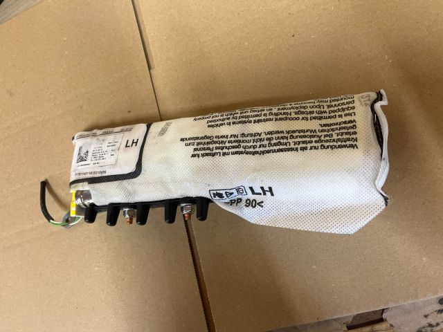 bontott VW PASSAT B8 Bal első Függöny Légzsák