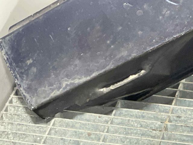 bontott VW PASSAT B8 Bal első Küszöb Díszléc