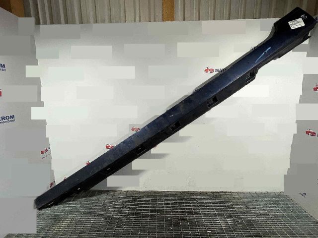 bontott VW PASSAT B8 Bal első Küszöb Díszléc