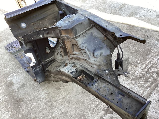 bontott VW PASSAT B8 Bal első Negyed Karosszéria Csomag