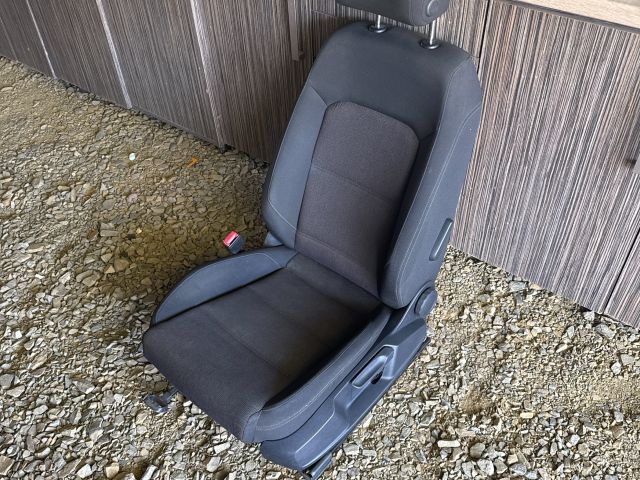 bontott VW PASSAT B8 Bal első Ülés